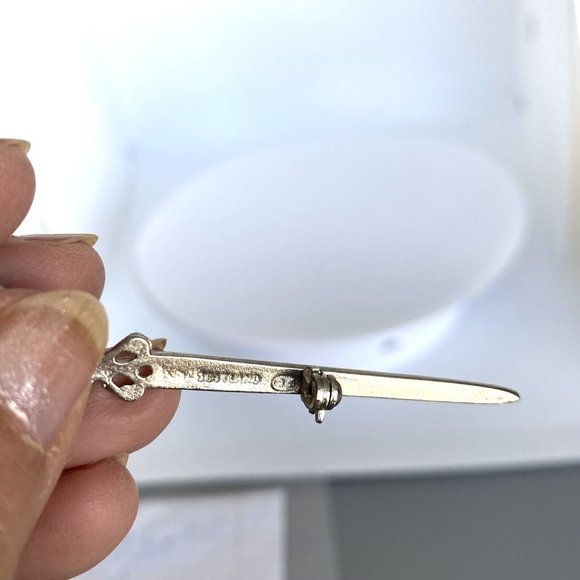 Scotland Silvertone Large Purple Stone Kilt Shawl Pin Sword Crown...143 - Picture 10 of 10